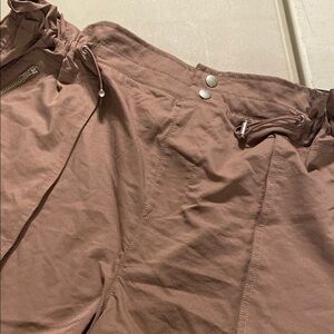 CALIA by Carrie Underwood High-Rise 3.5" Short NWOT